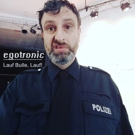 Egotronic mit neuem Video zu "Meine Hotline"