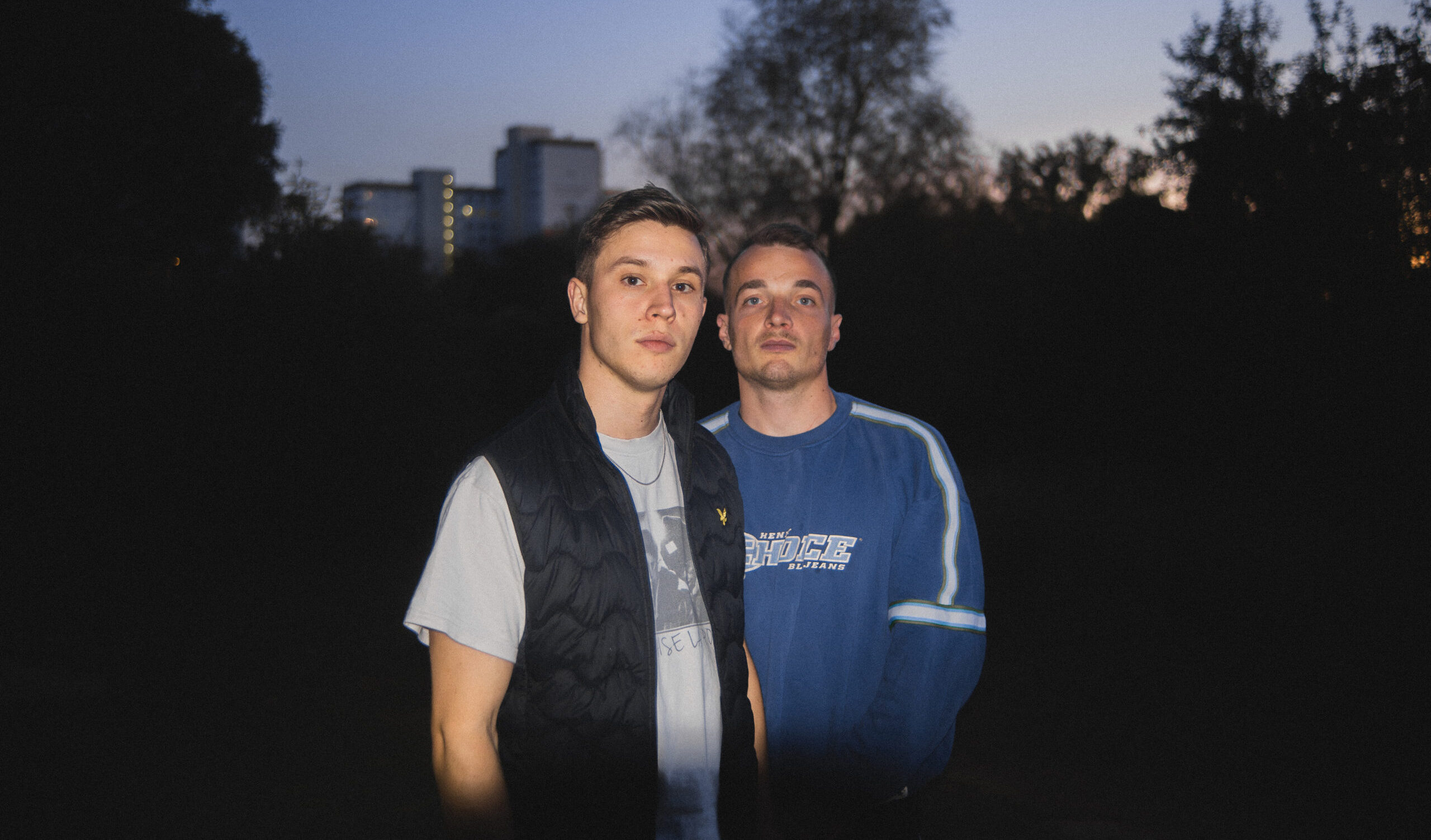 Hinterlandgang ver&ouml;ffentlichen ihr neue Single "Dr&uuml;ck auf Play"