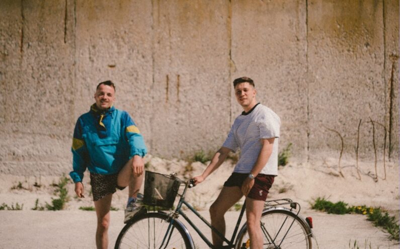 Hinterlandgang releasen neue Single und k&uuml;ndigen EP an!